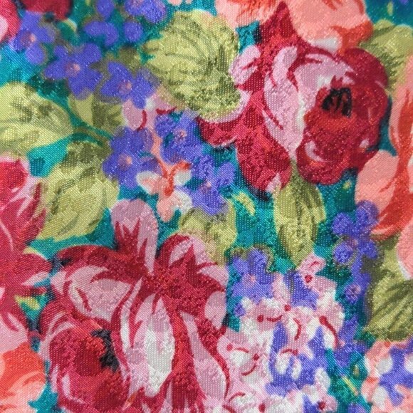 Camden Court Floral Flowers Roses Multicolor Novelty Necktie - Picture 2 of 6